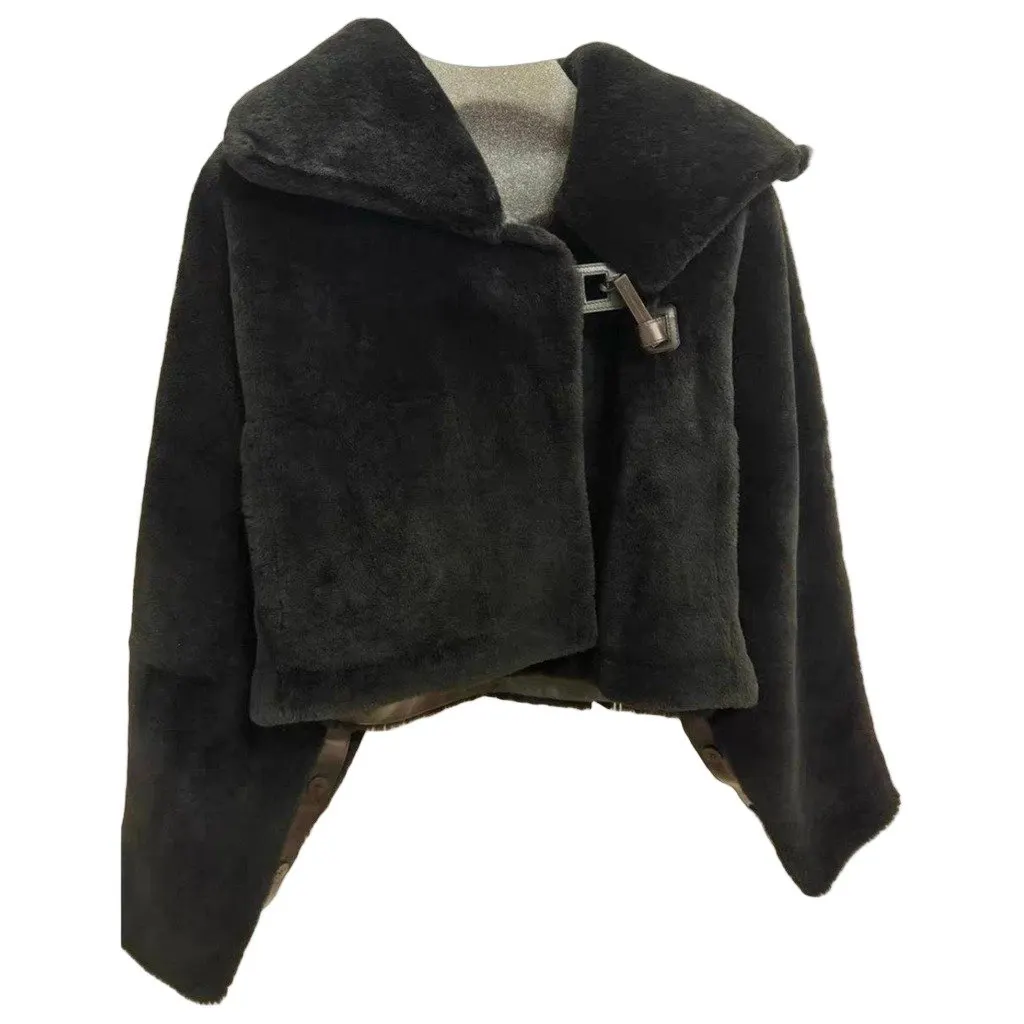 Hermes Black Shearling Coat Black Shearling Never worn, with tag - Front View