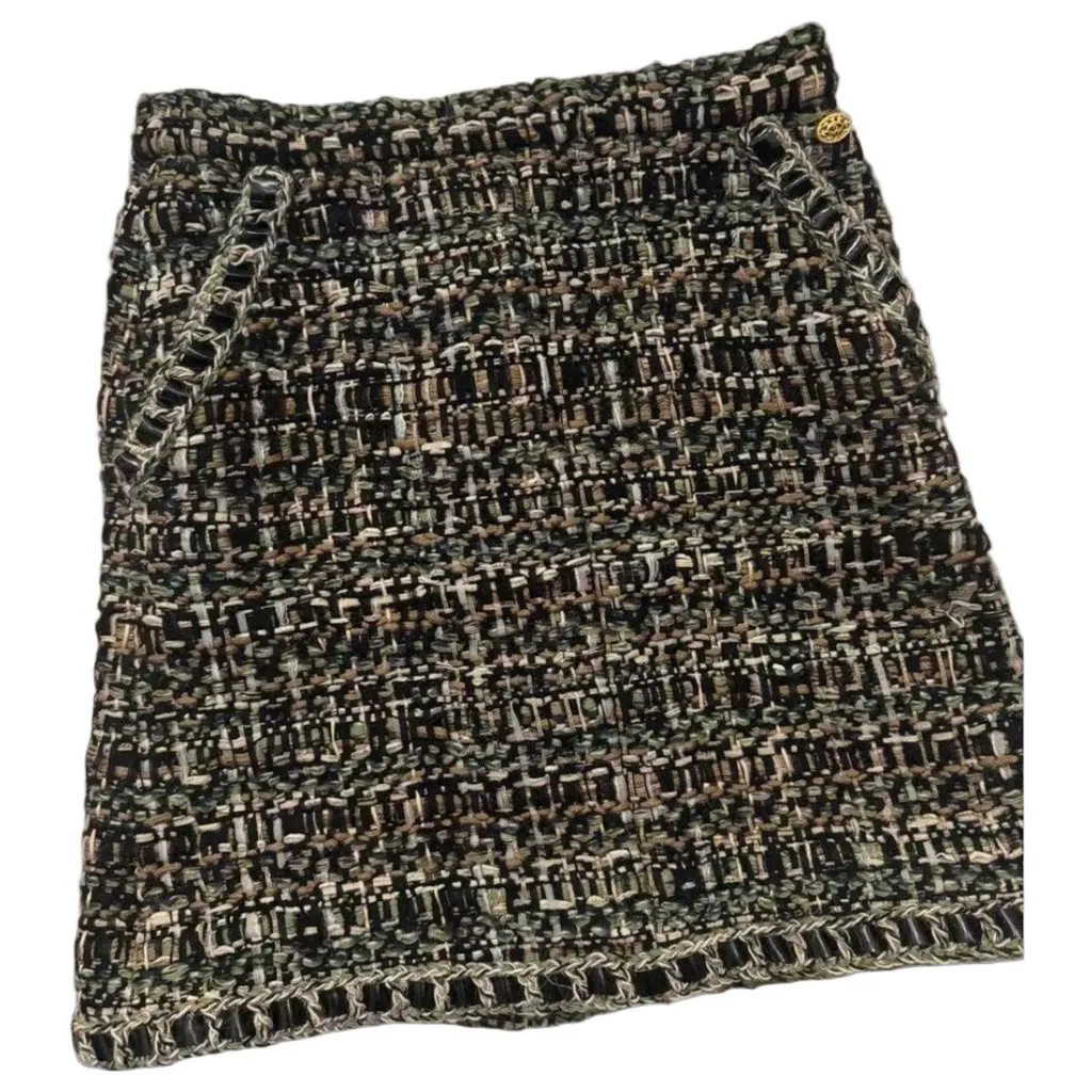 Chanel Tweed Skirt MultiColor Tweed Very good - Front View