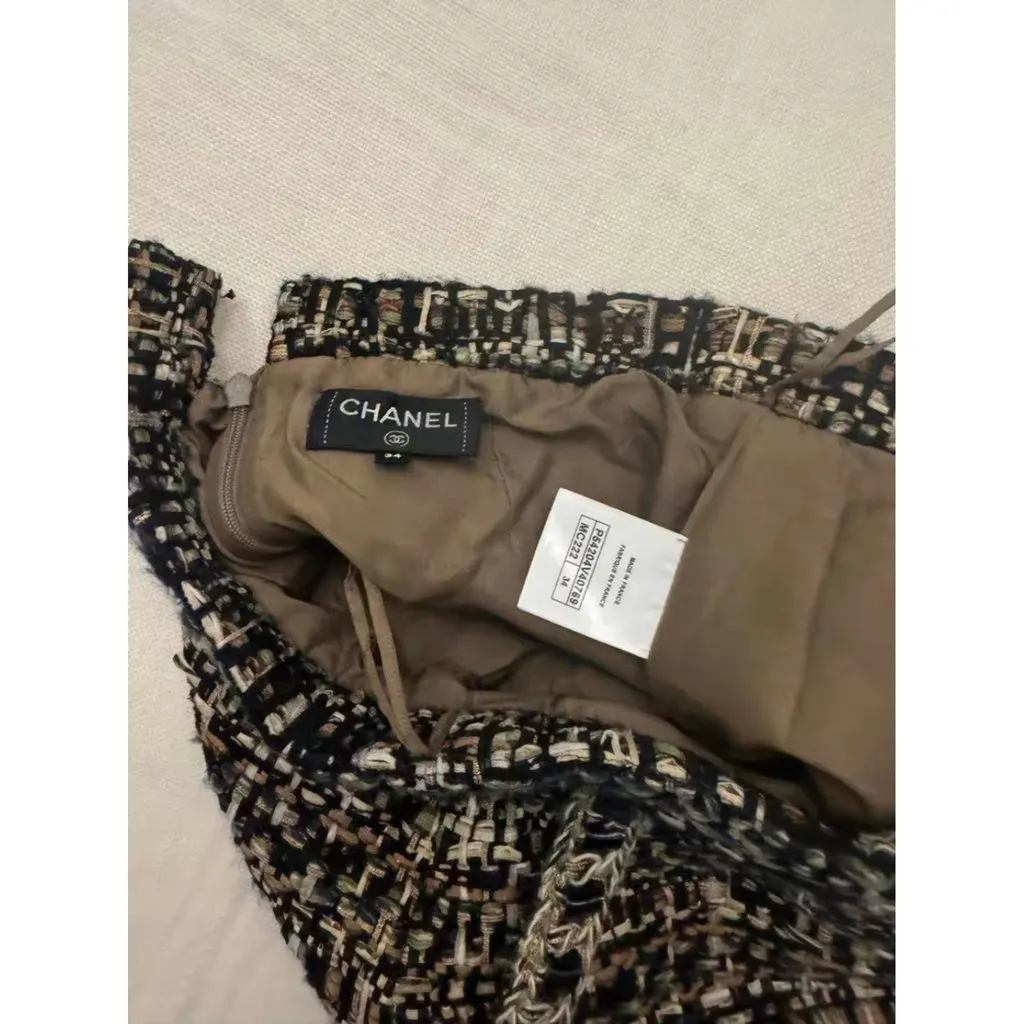 Chanel Tweed Skirt MultiColor Tweed Very good - Box View