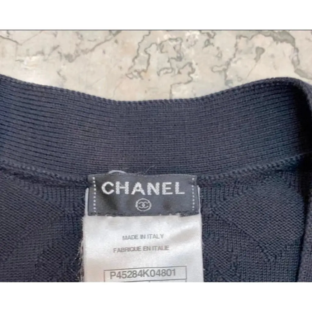 Chanel Black Cotton Knitwear Black Cotton Very good - Model View