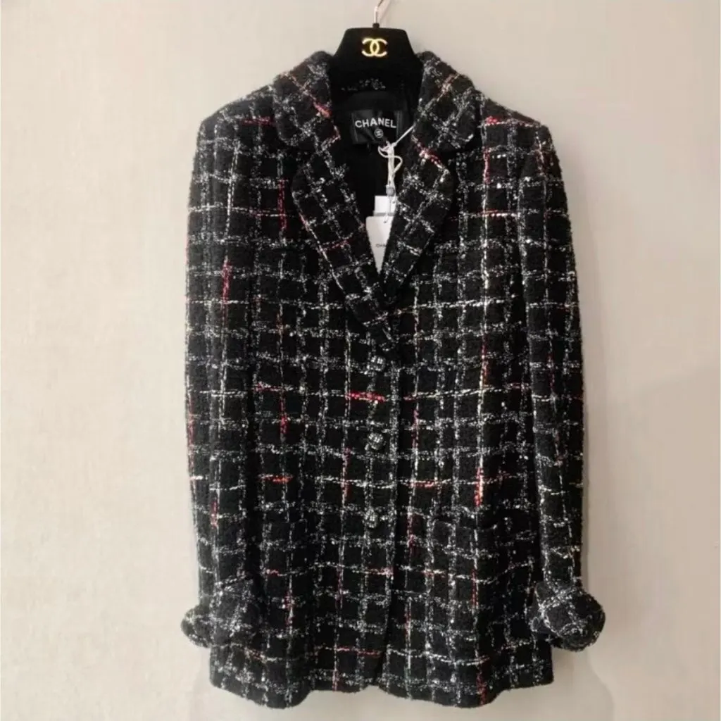 Chanel La Petite Veste Noire Tweed Jacket MultiColor Tweed Never worn, with tag - Model View