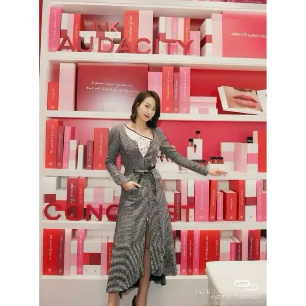 Chanel Tweed Coat MultiColor Tweed Very good - Box View