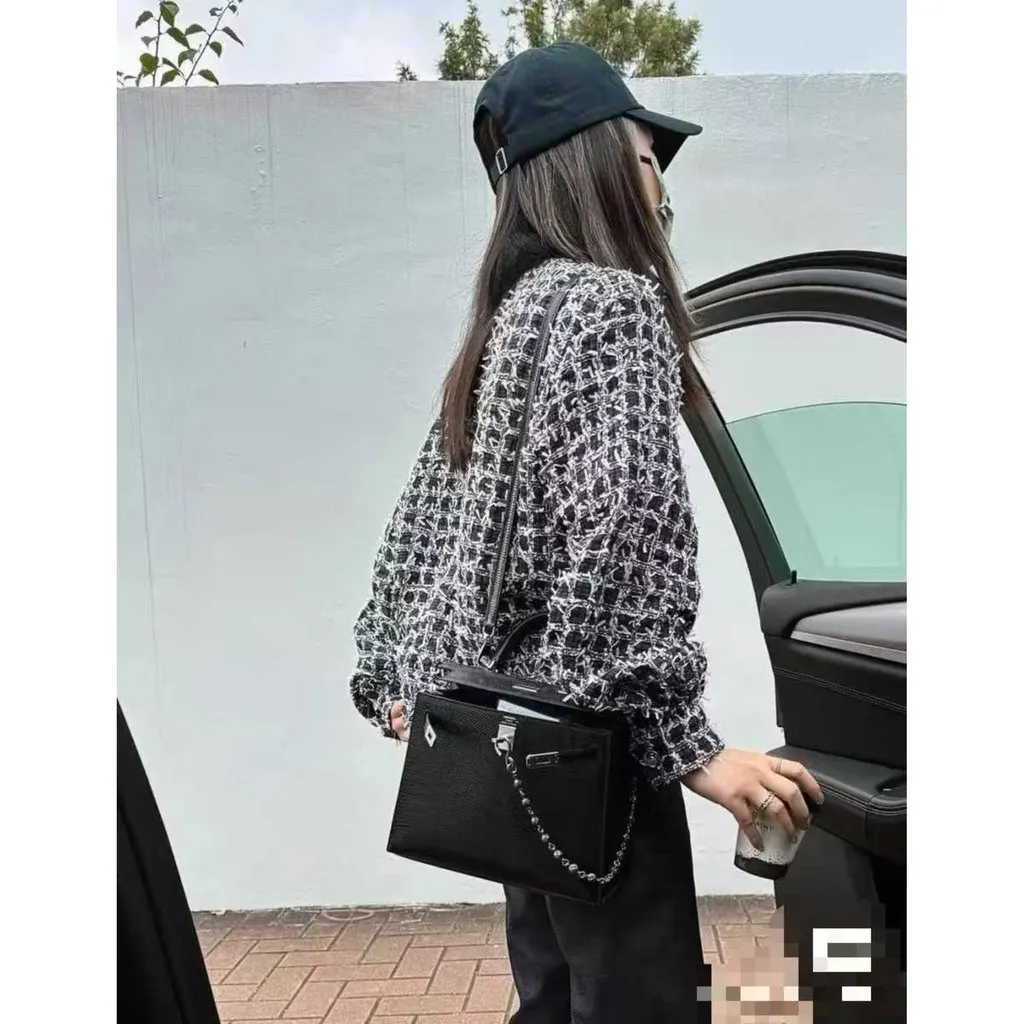 Chanel La Petite Veste Noire Tweed Jacket MultiColor Tweed Very good - Model View