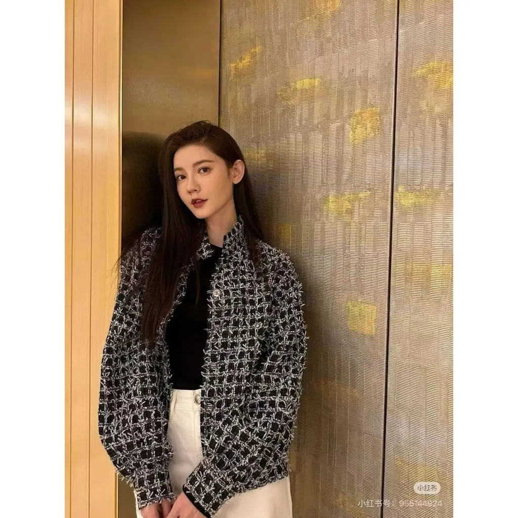 Chanel La Petite Veste Noire Tweed Jacket MultiColor Tweed Very good - Box View