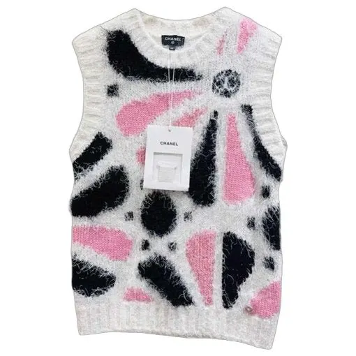 Chanel Cashmere Knitwear MultiColor Cashmere Never worn, with tag - Front View
