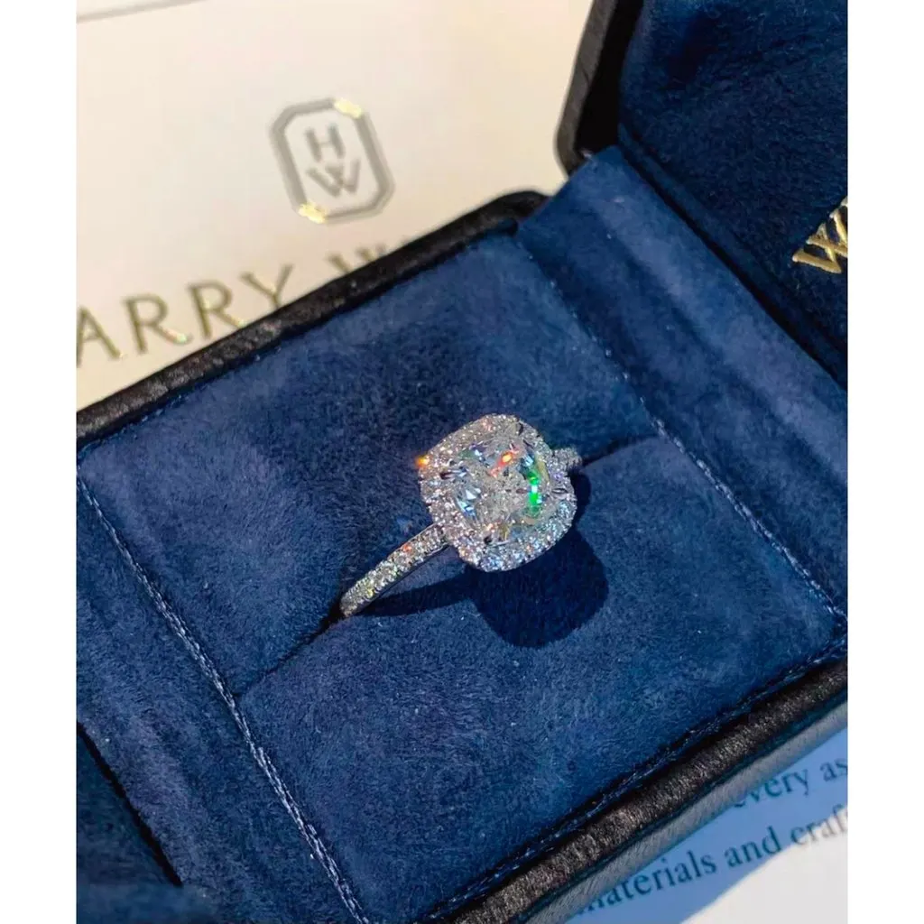 Harry Winston Ring MultiColor Very good - Back View