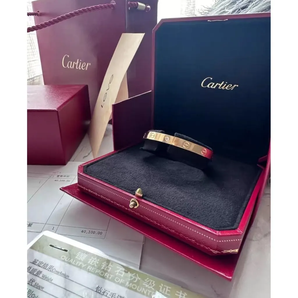 Cartier Love Yellow Gold Bracelet MultiColor Very good - Box View