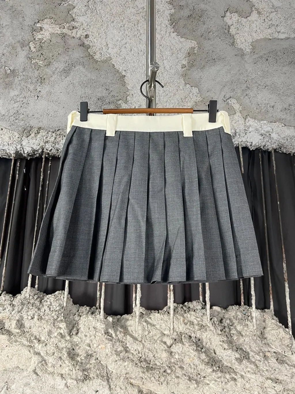 Miu Miu Skirt MultiColor Very good - Back View