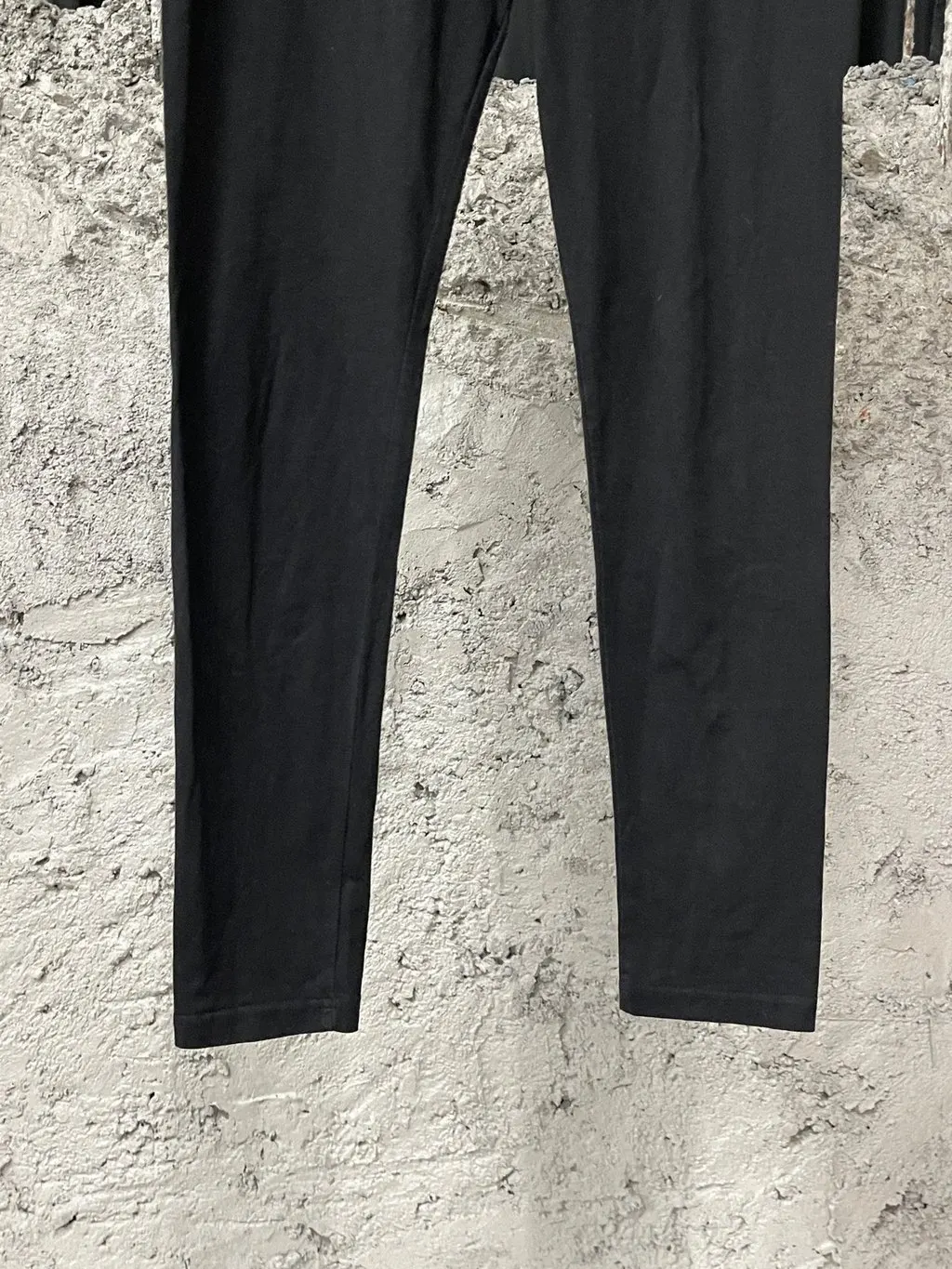 Chrome Hearts Black Cotton Trousers Black Cotton Very good - Model View