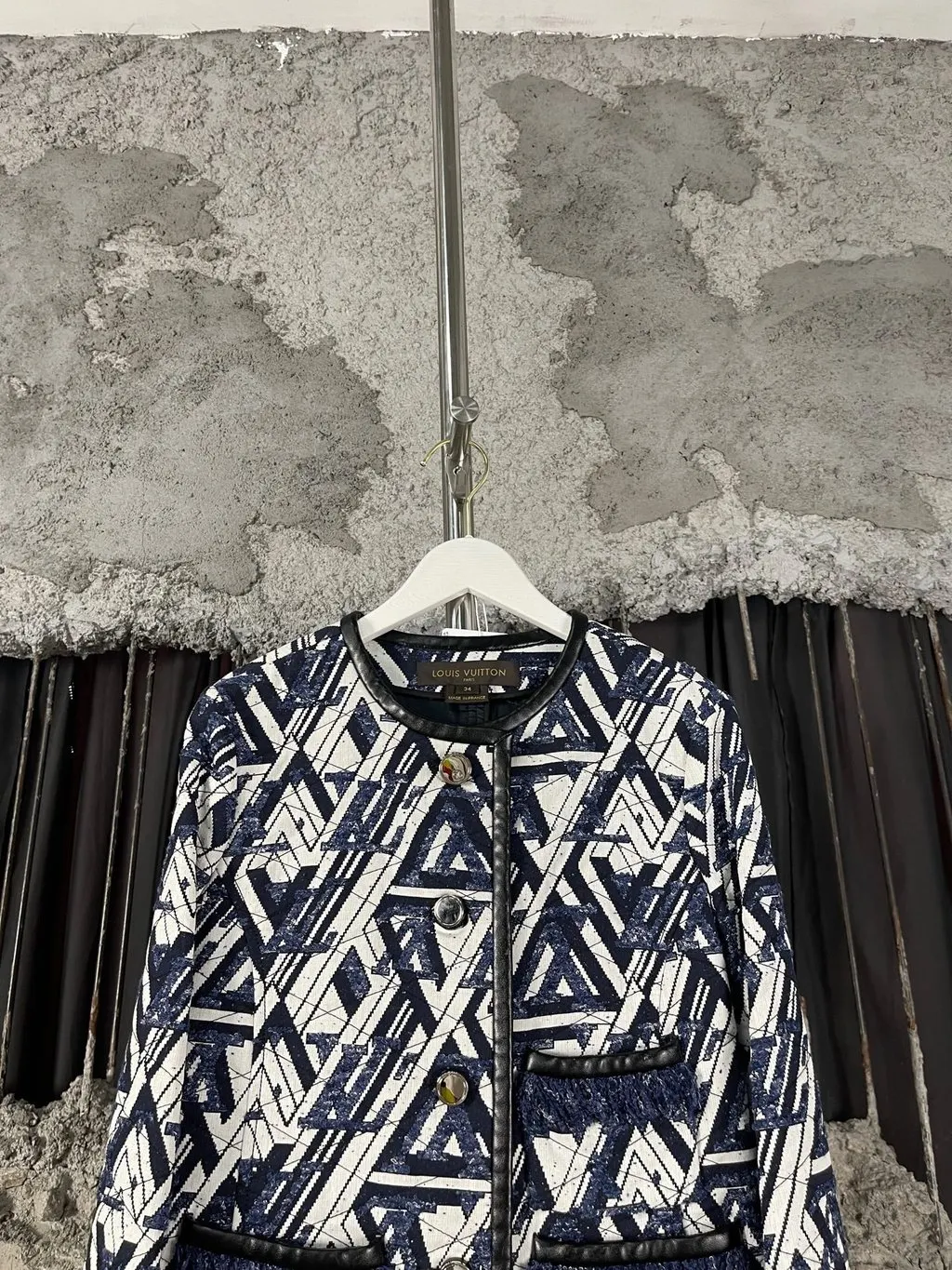 Louis Vuitton Jacket MultiColor Very good - Inside View