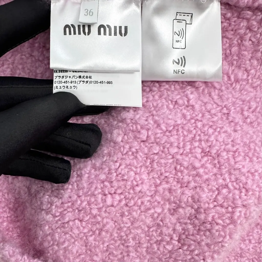 Miu Miu Pink Cashmere Knitwear Pink Cashmere Very good - Model View