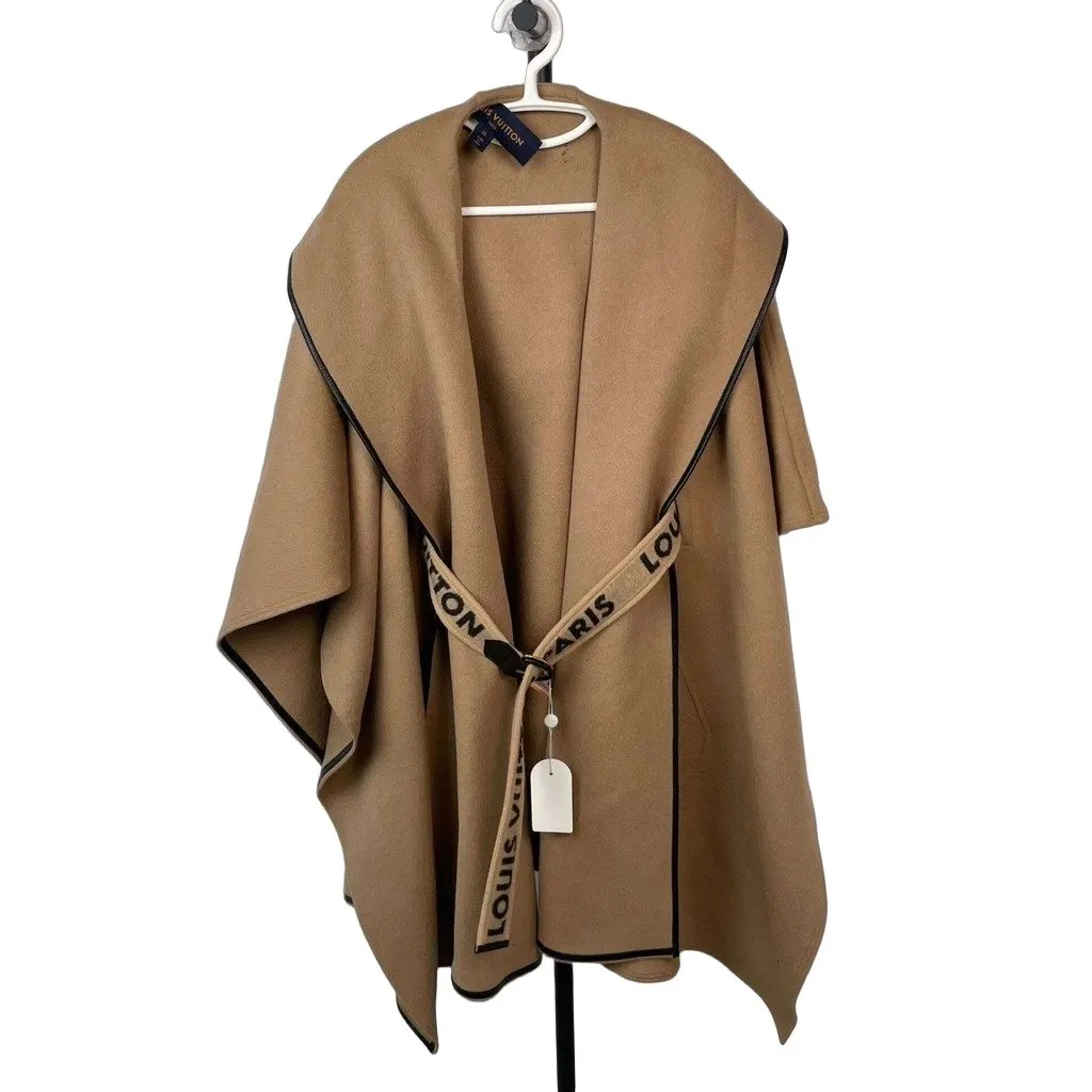 Louis Vuitton Cashmere Coat MultiColor Cashmere Good - Front View