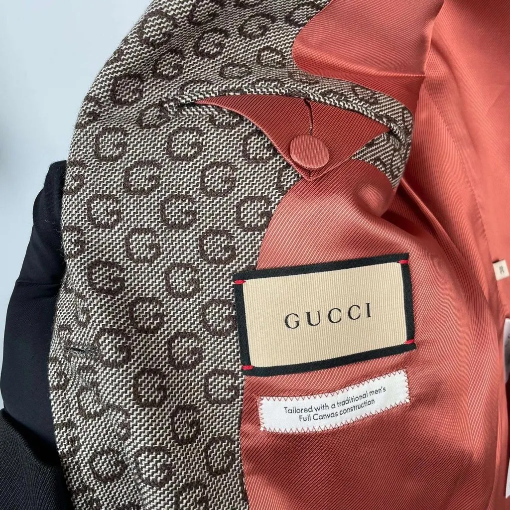 Gucci Jacket MultiColor Very good - Model View