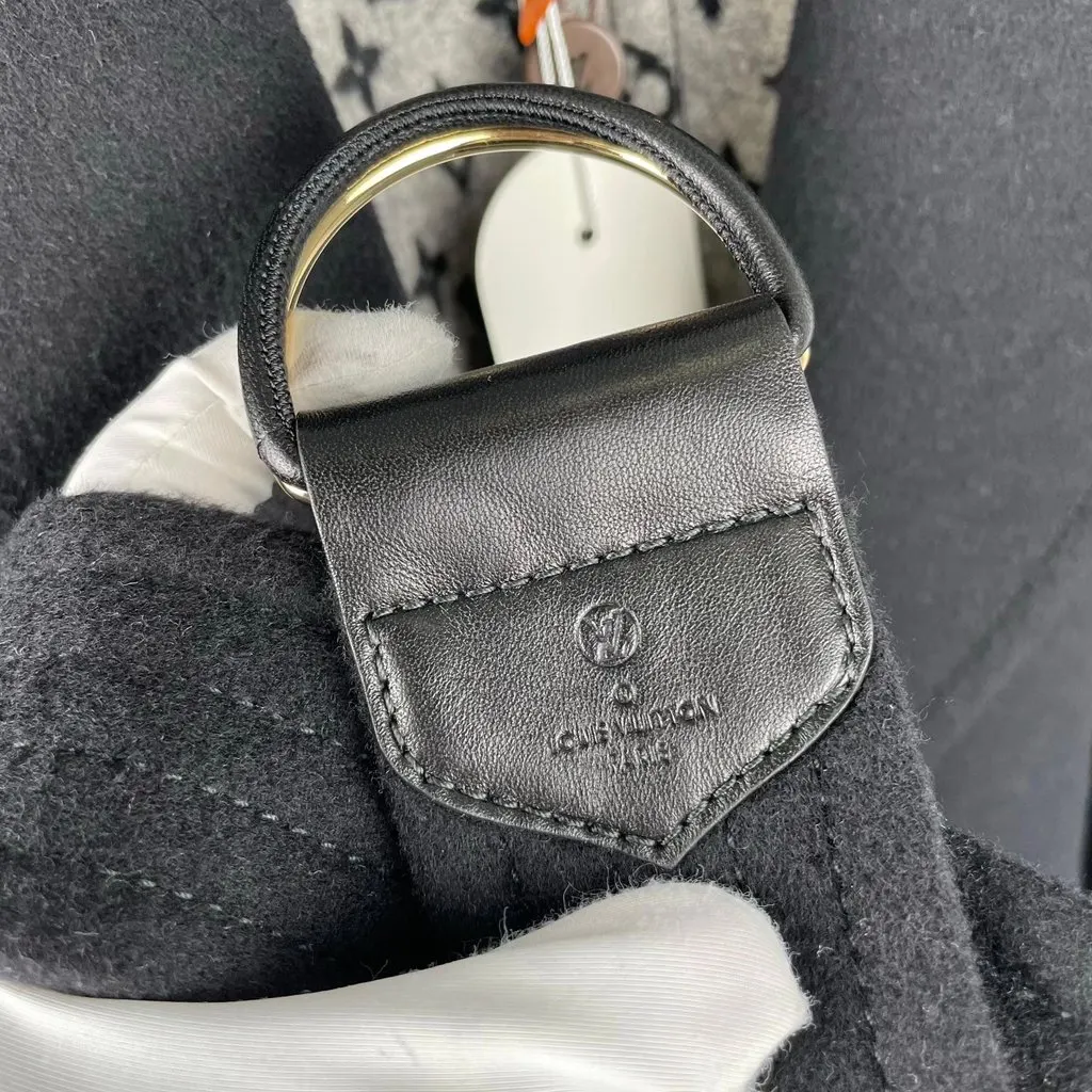Louis Vuitton Wool Coat MultiColor Wool Never worn - Box View