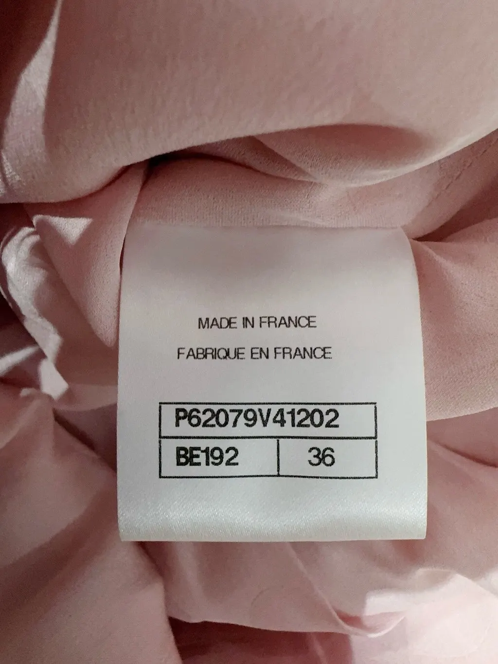 Chanel Snow Pink Wool Coat Pink Wool Very good - Box View