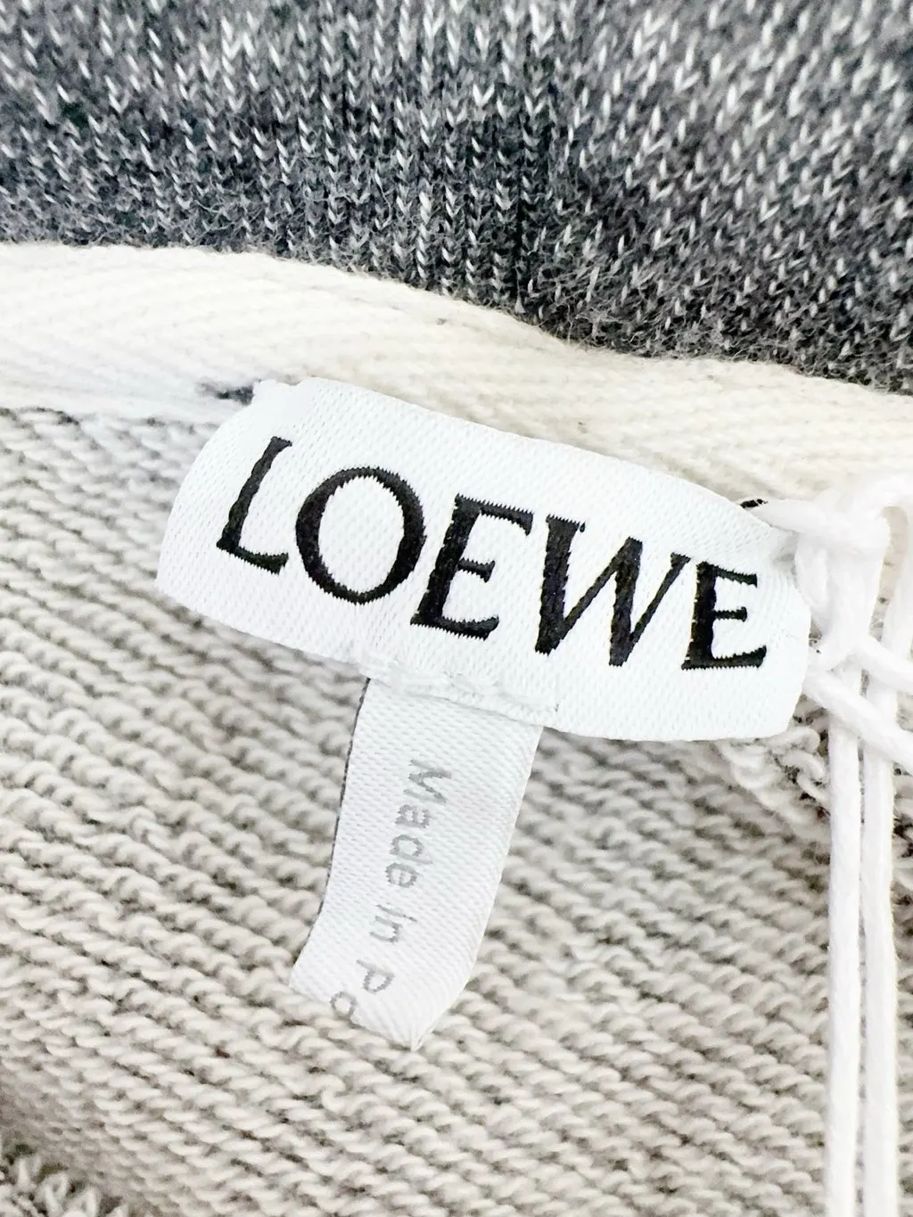 Loewe Grey Cotton [a VERIFIER] Knitwear Grey Cotton Never worn, with tag - Model View