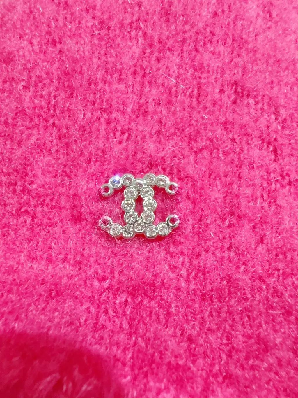 Chanel Coco Neige Pink Cashmere Knitwear Pink Cashmere Never worn, with tag - Back View