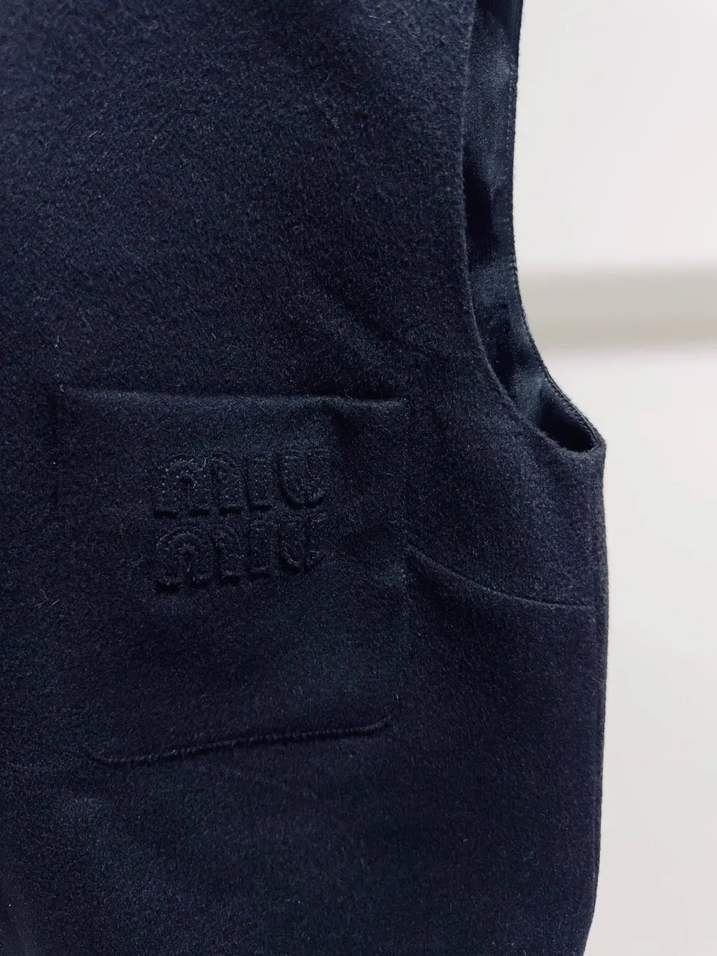 Miu Miu Black Cashmere Top Black Cashmere Never worn, with tag - Back View