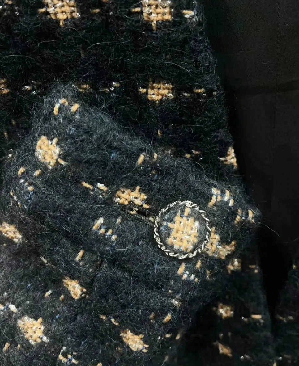 Chanel Tweed Top MultiColor Tweed Very good - Box View