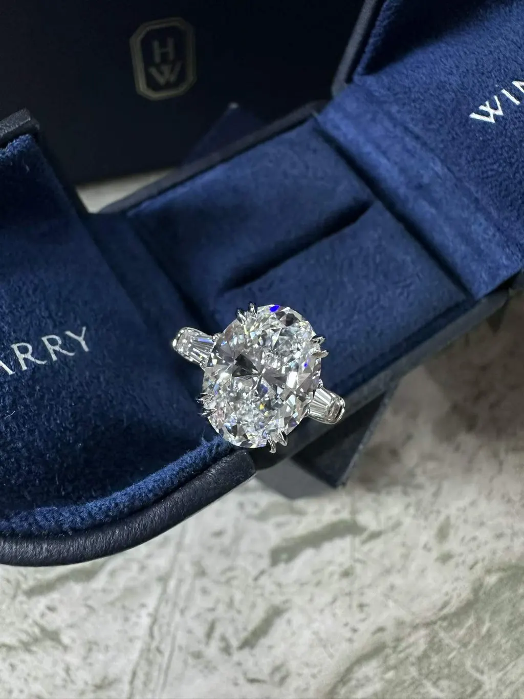 Harry Winston Platinum Ring MultiColor Platinum Very good - Inside View