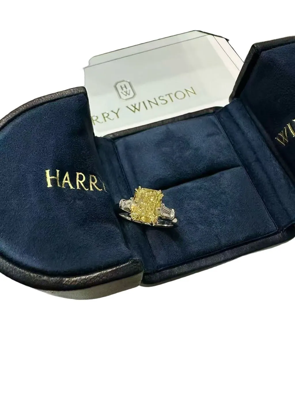 Harry Winston Platinum Ring