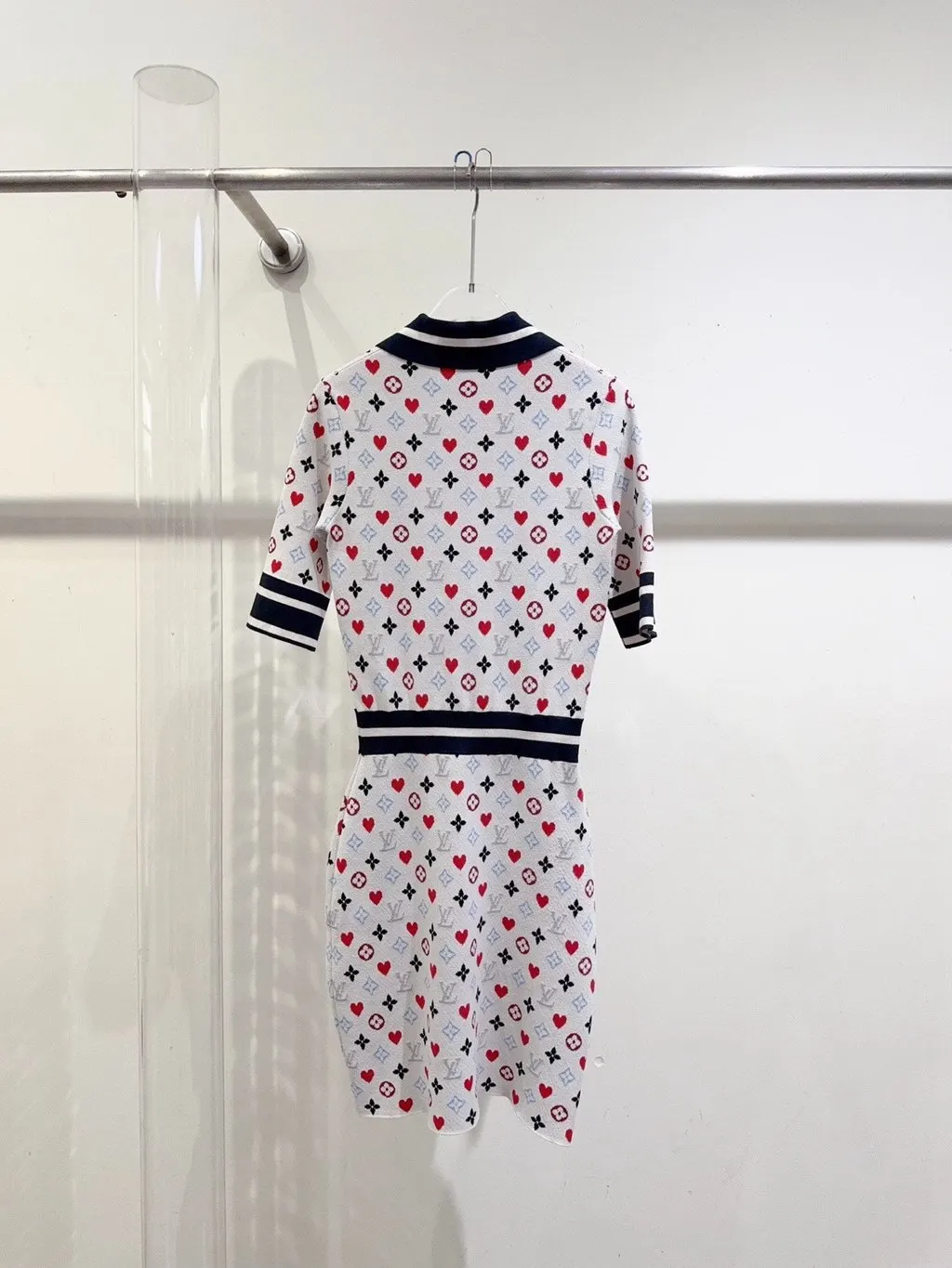 Louis Vuitton Viscose Dress MultiColor Viscose Never worn - Model View