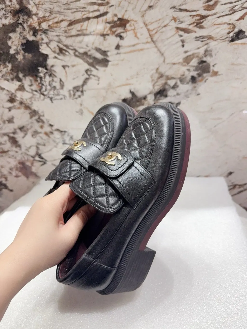 Chanel Black Leather Flat Shoes Black Leather Good - Model View