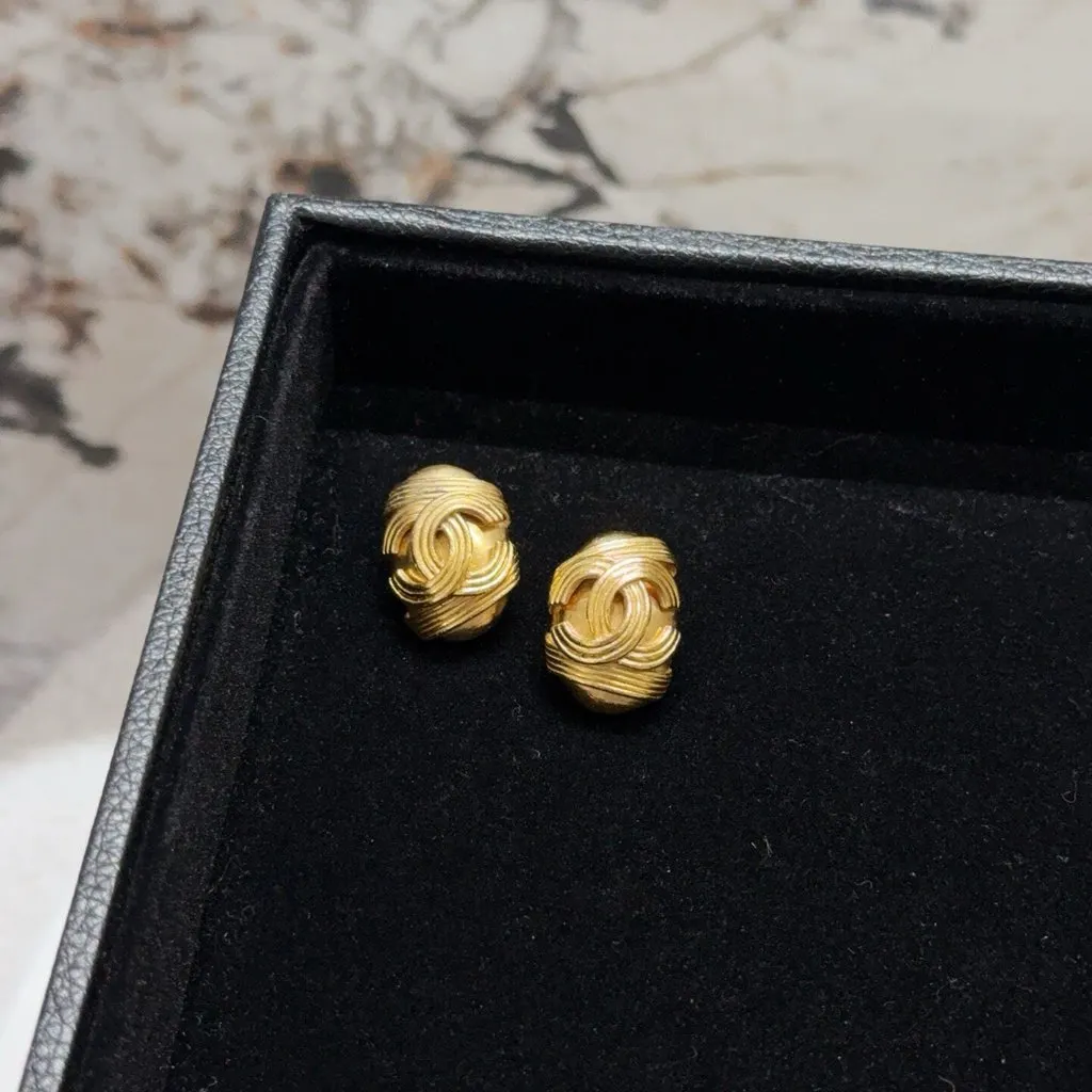 Chanel Metal Earrings MultiColor Metal Very good - Back View