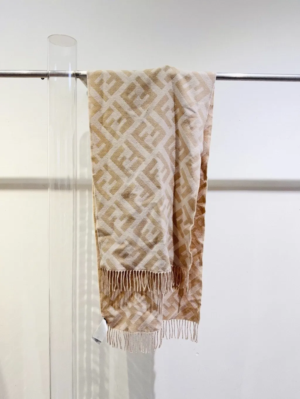 Fendi Cashmere Scarf MultiColor Cashmere Very good - Box View