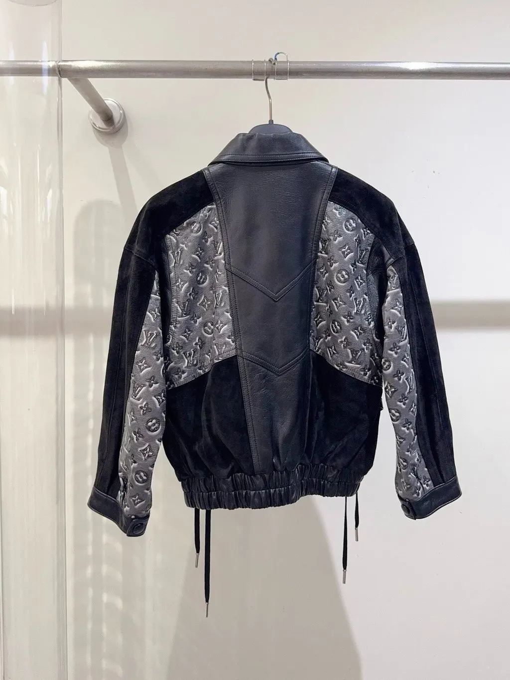 Louis Vuitton Leather Jacket MultiColor Leather Never worn, with tag - Model View