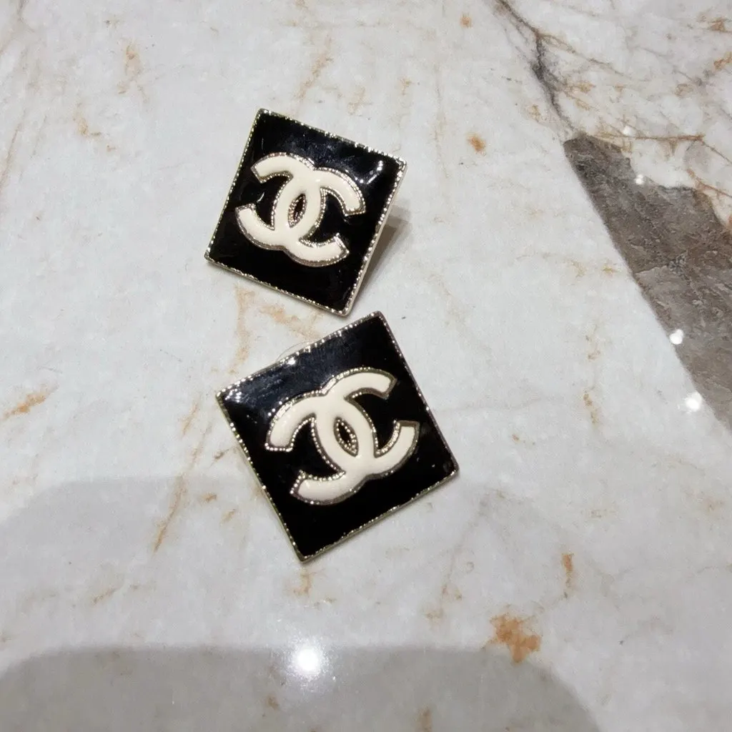 Chanel Metal Earrings MultiColor Metal Very good - Back View