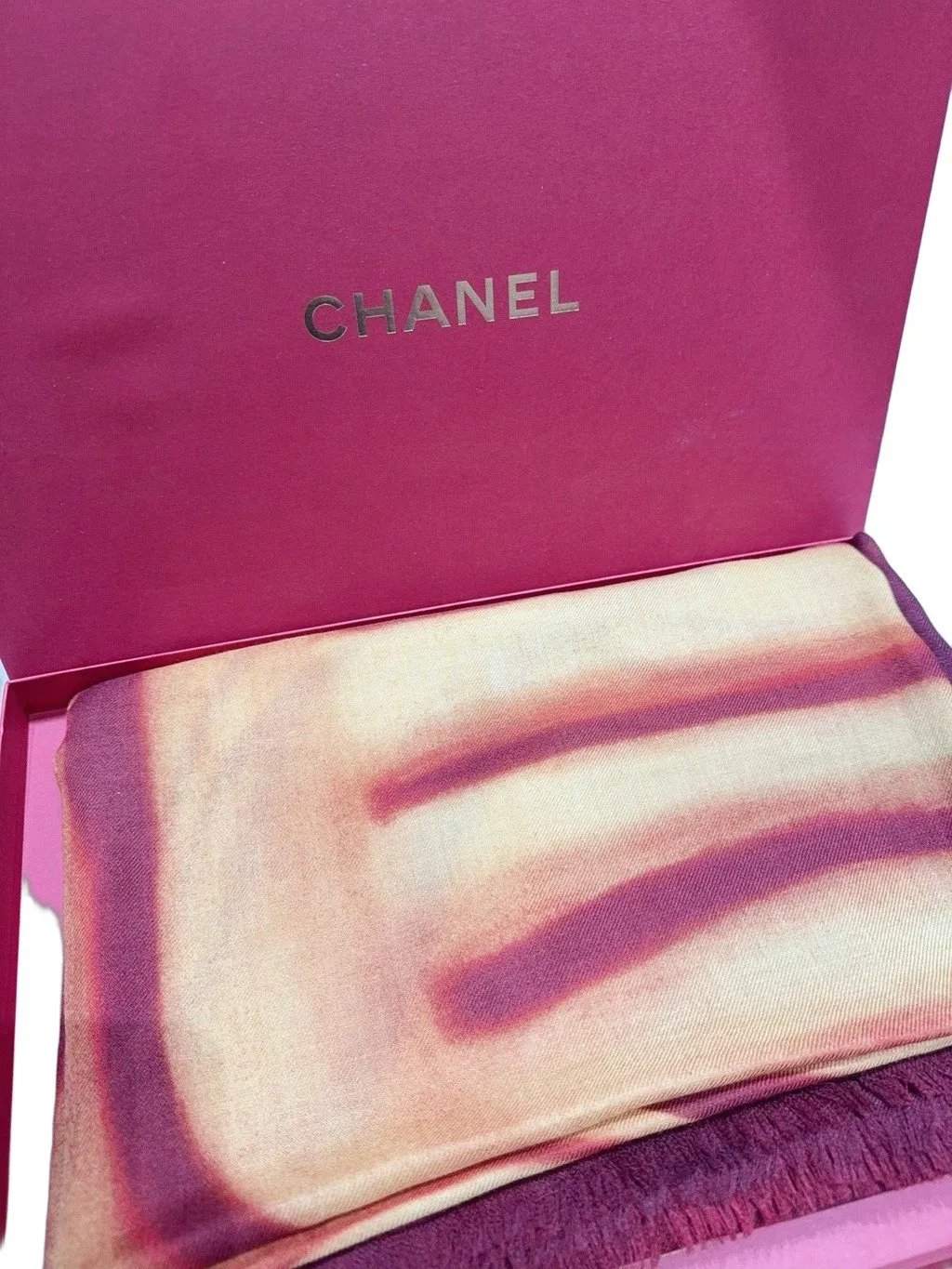 Chanel Cashmere Scarf MultiColor Cashmere Never worn - Front View