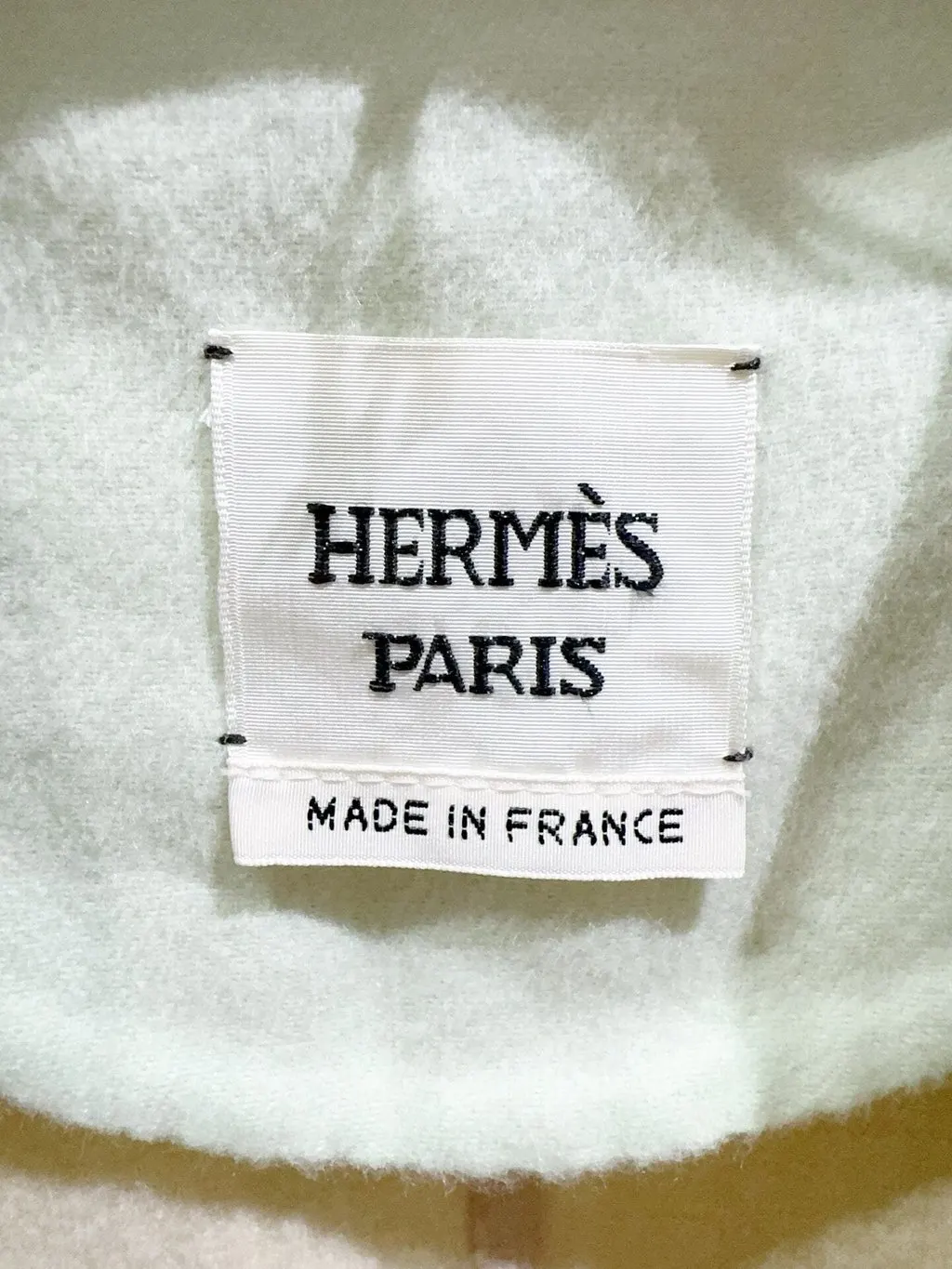 Hermes Cashmere Coat MultiColor Cashmere Never worn, with tag - Back View