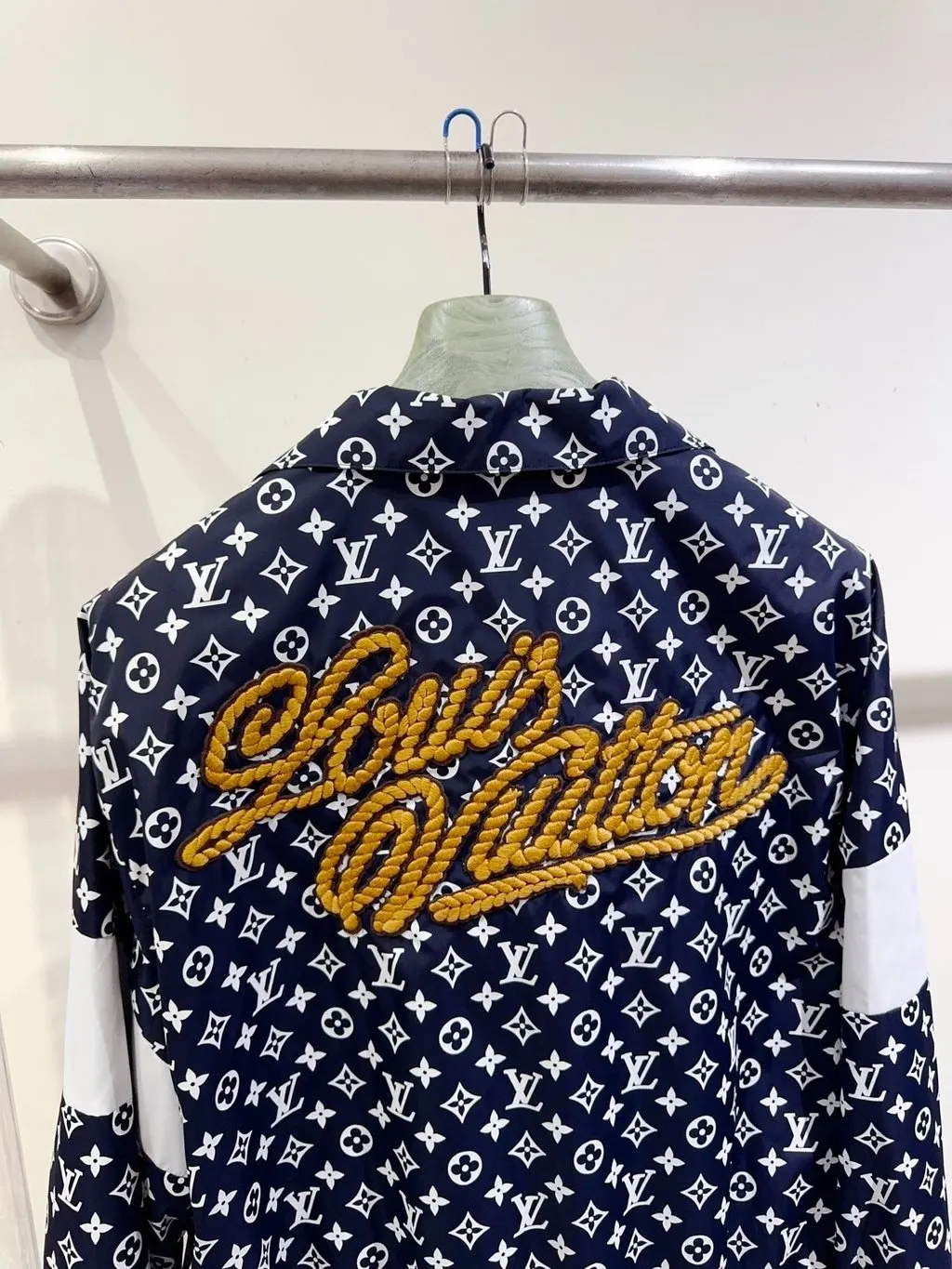 Louis Vuitton Polyamide Jacket MultiColor Polyamide Very good - Inside View