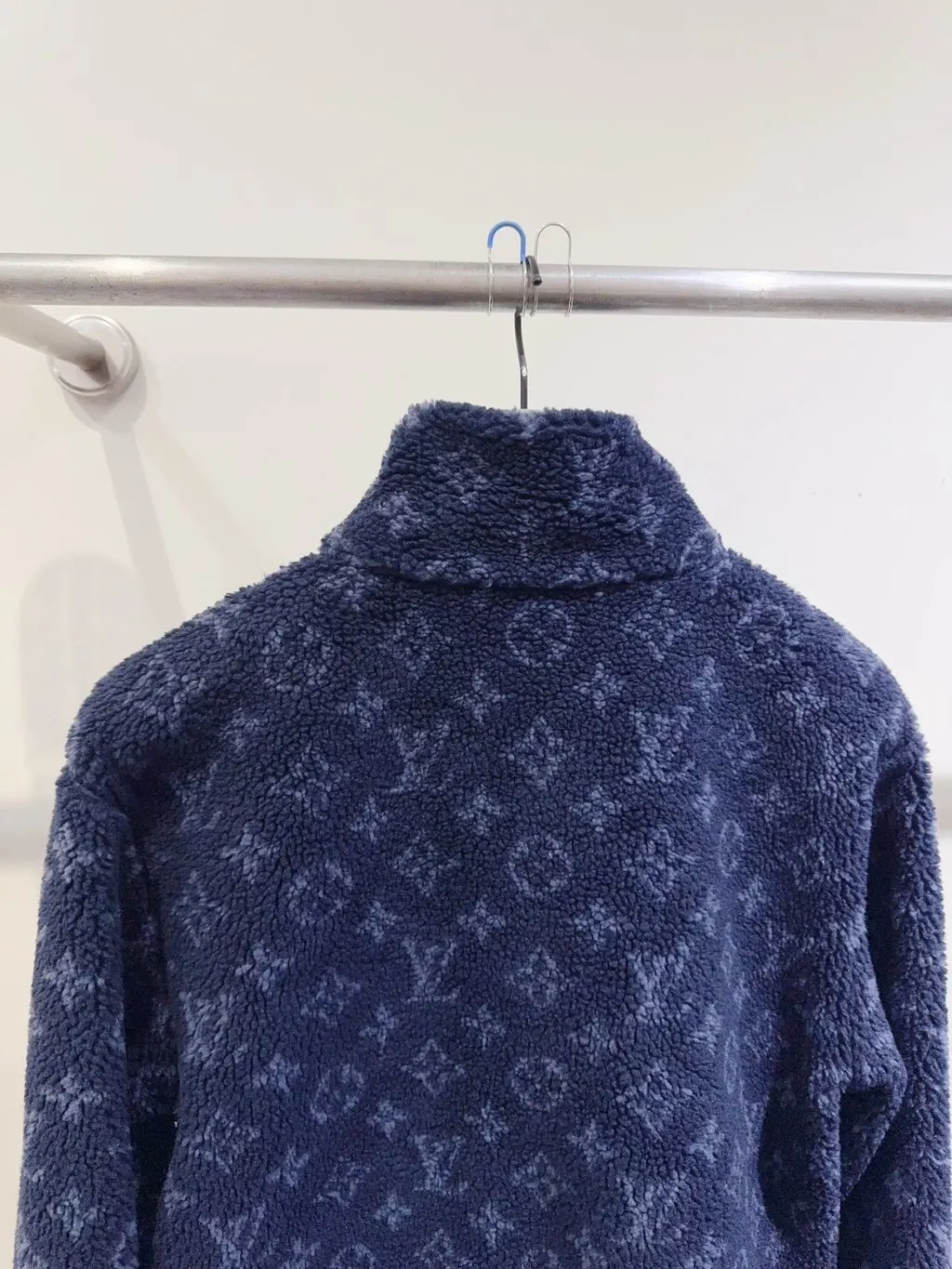 Louis Vuitton Navy Polyester Jacket Navy Polyester Never worn - Inside View