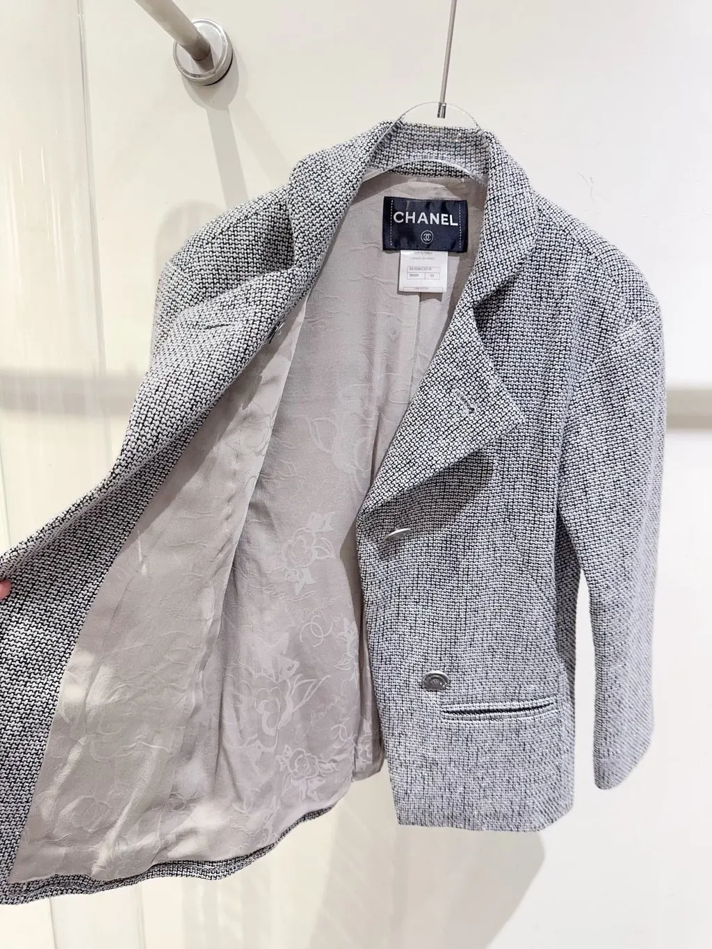 Chanel Tweed Jacket MultiColor Tweed Very good - Model View
