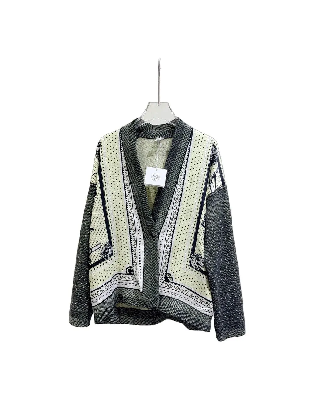 Hermès Cashmere Jacket MultiColor Cashmere Never worn, with tag - Front View