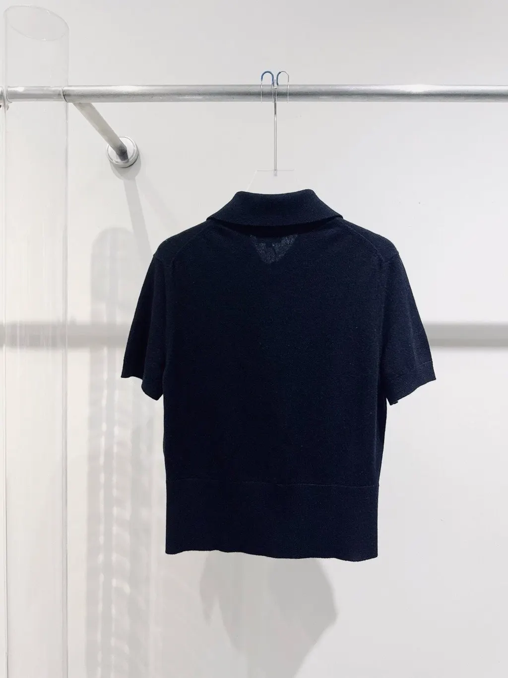 Chanel Navy Cashmere Top Navy Cashmere Never worn, with tag - Back View