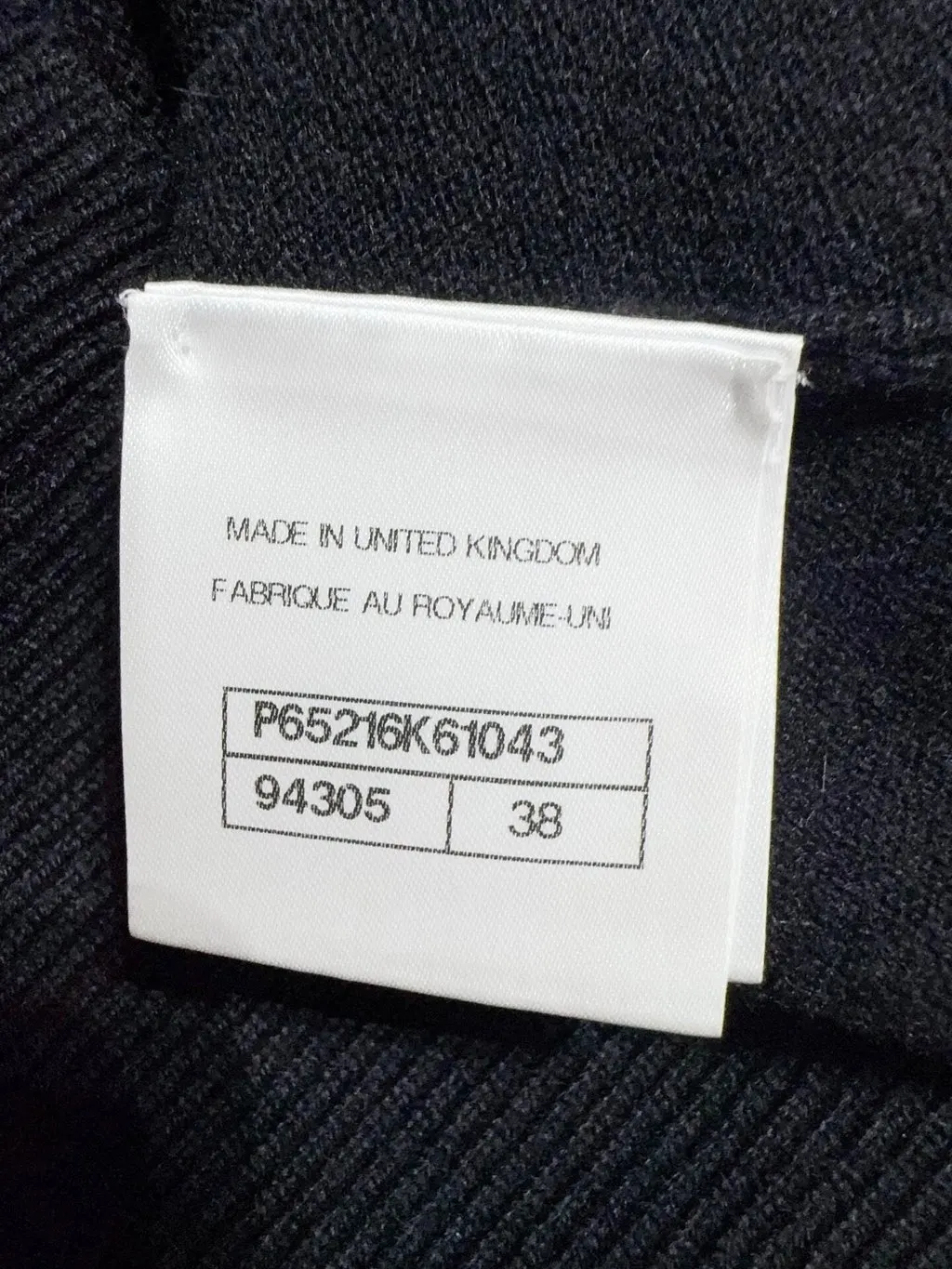 Chanel Navy Cashmere Top Navy Cashmere Never worn, with tag - Box View