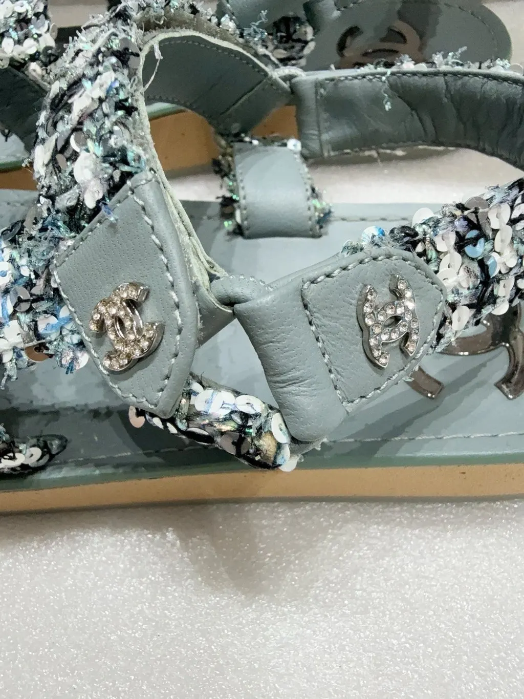 Chanel Green Tweed Sandals Green Tweed Very good - Box View