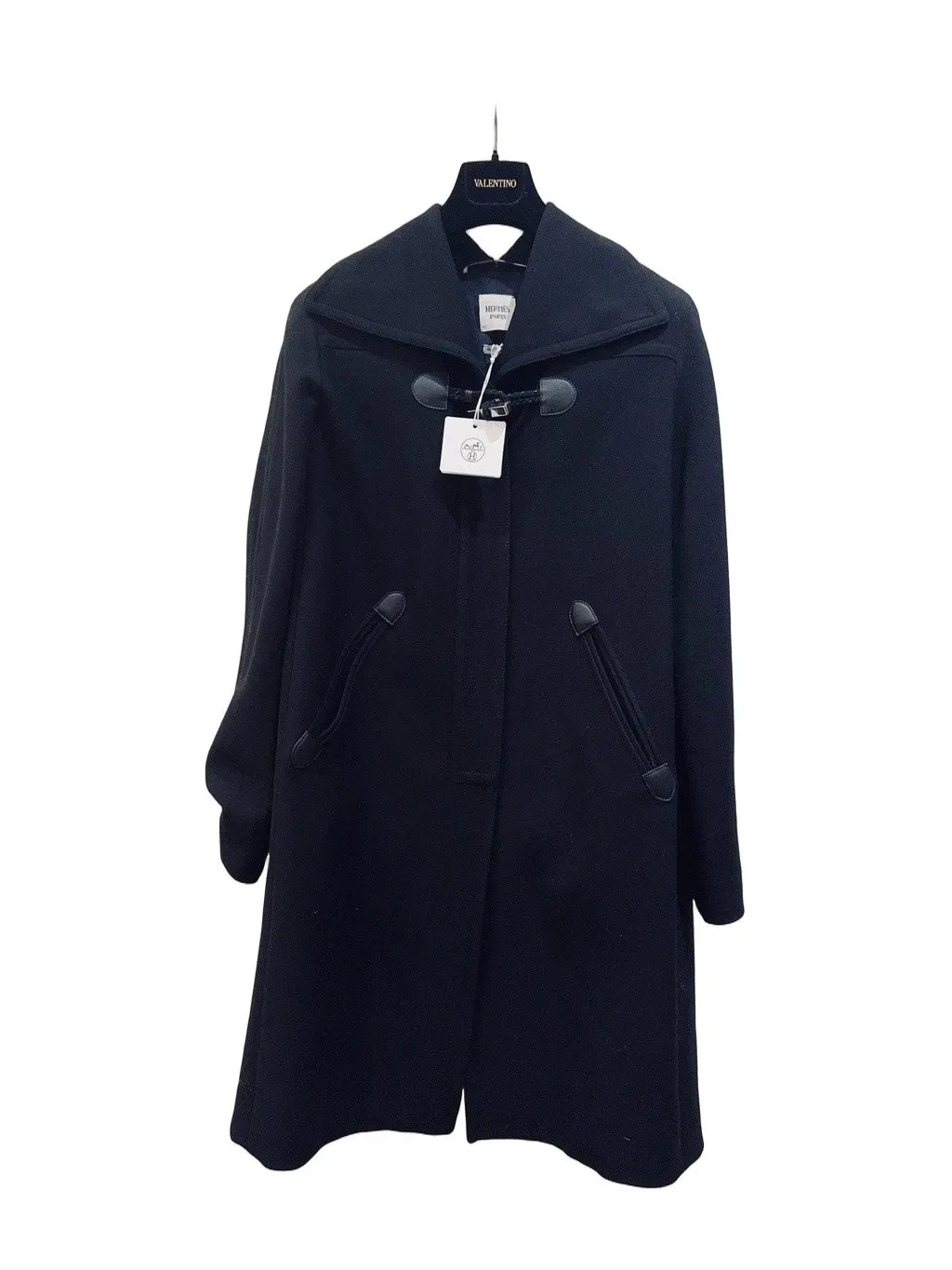 Hermès Black Wool Coat Black Wool Never worn, with tag - Front View