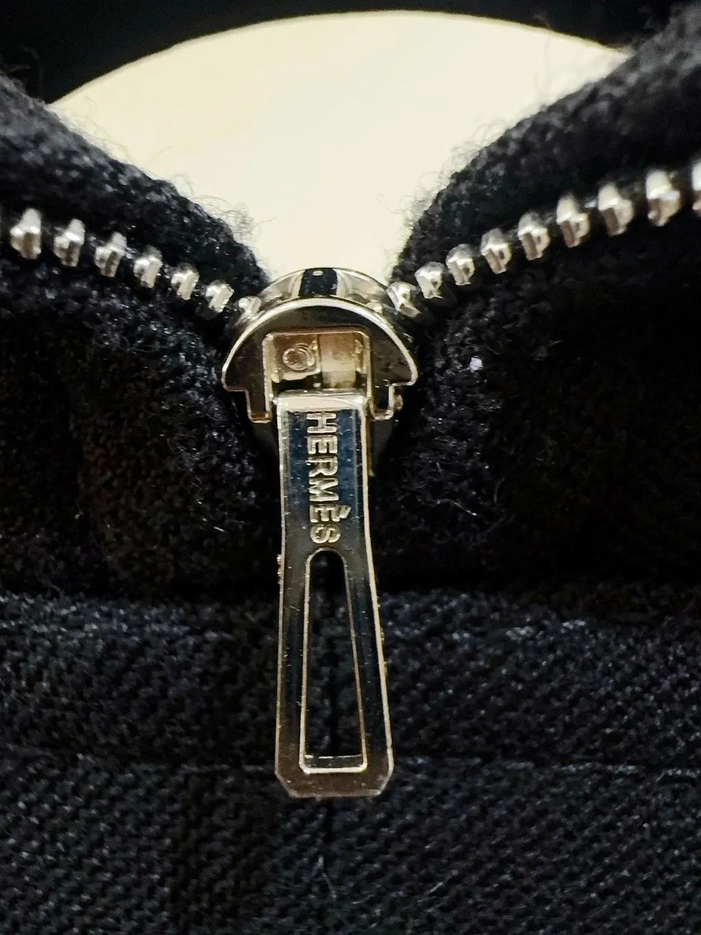 Hermès Black Wool Coat Black Wool Never worn, with tag - Back View