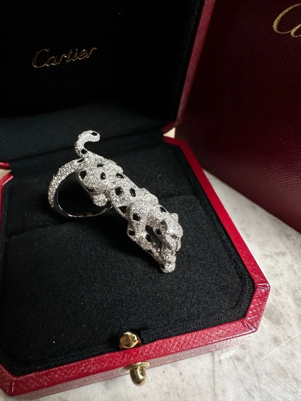 Cartier Panthère White Gold Ring MultiColor White Gold Very good - Box View