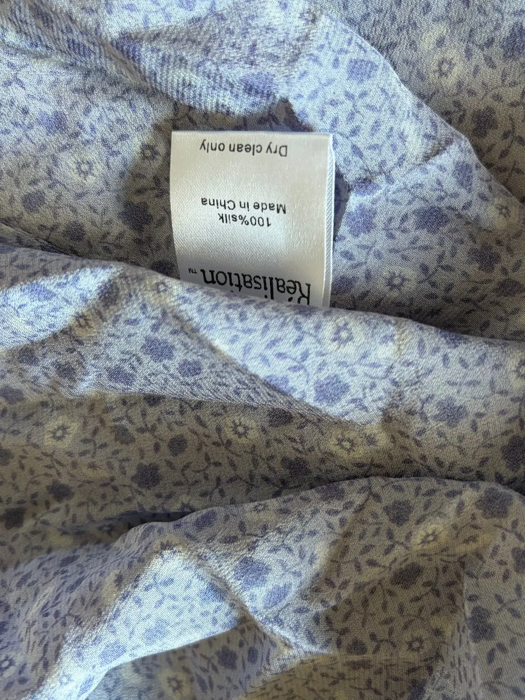 Unsigned Blue Silk Dress Blue Silk Very good - Model View