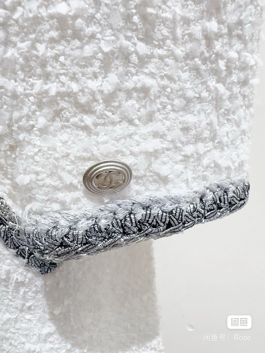 Chanel White Tweed Coat White Tweed Very good - Inside View