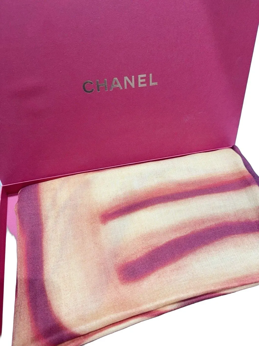 Chanel Burgundy Cashmere Scarf Burgundy Cashmere Very good - Front View