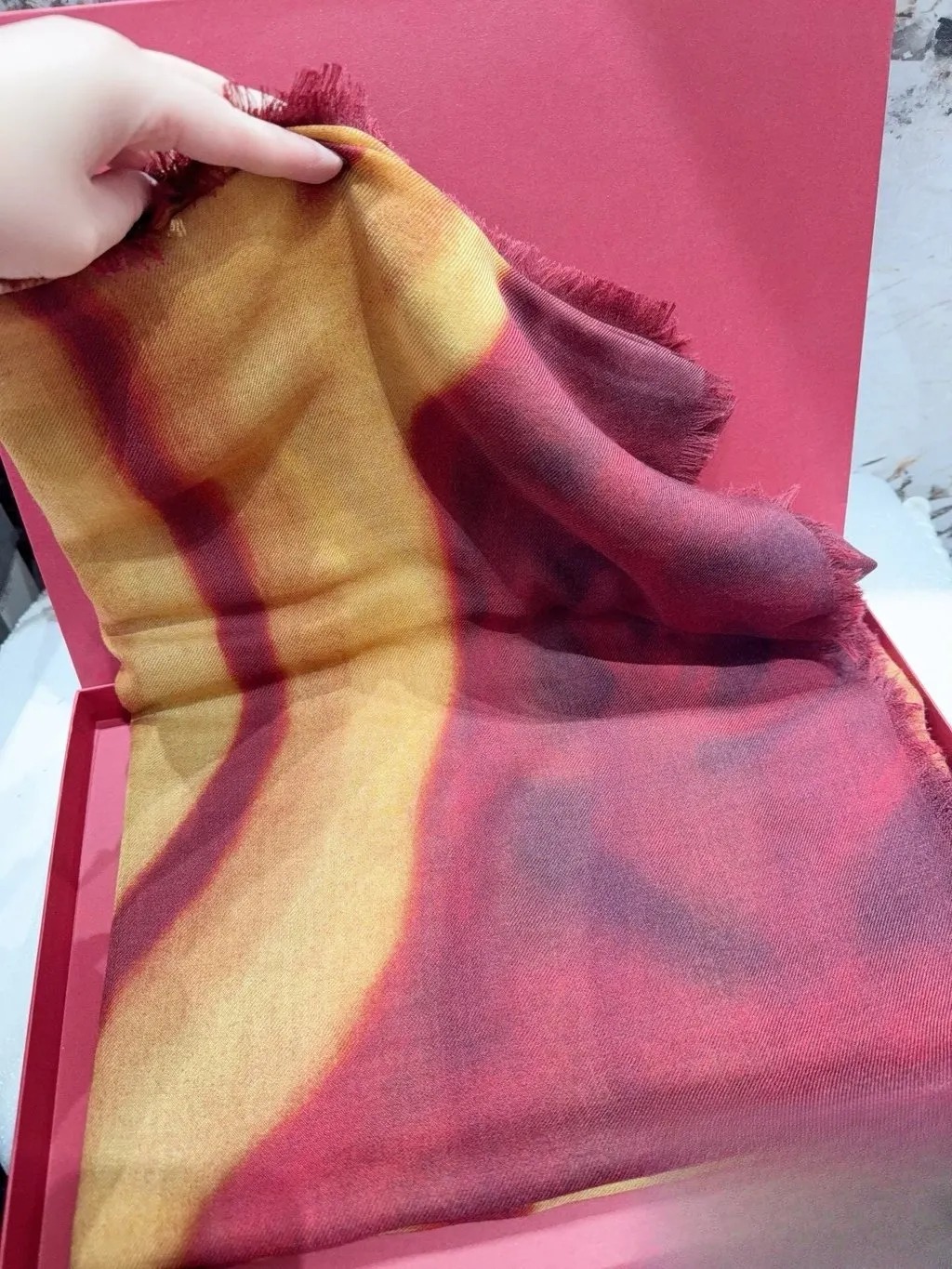 Chanel Burgundy Cashmere Scarf Burgundy Cashmere Very good - Back View