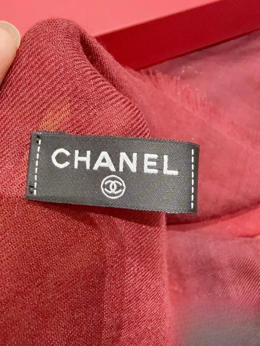 Chanel Burgundy Cashmere Scarf Burgundy Cashmere Very good - Inside View