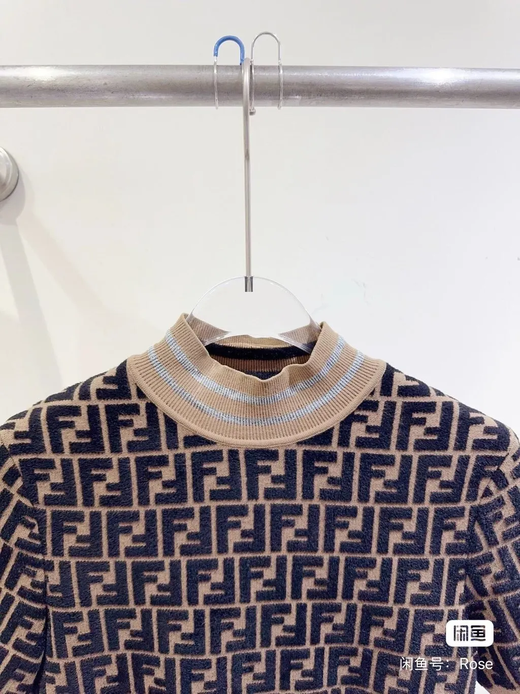 Fendi Brown Wool Top Brown Wool Never worn, with tag - Back View