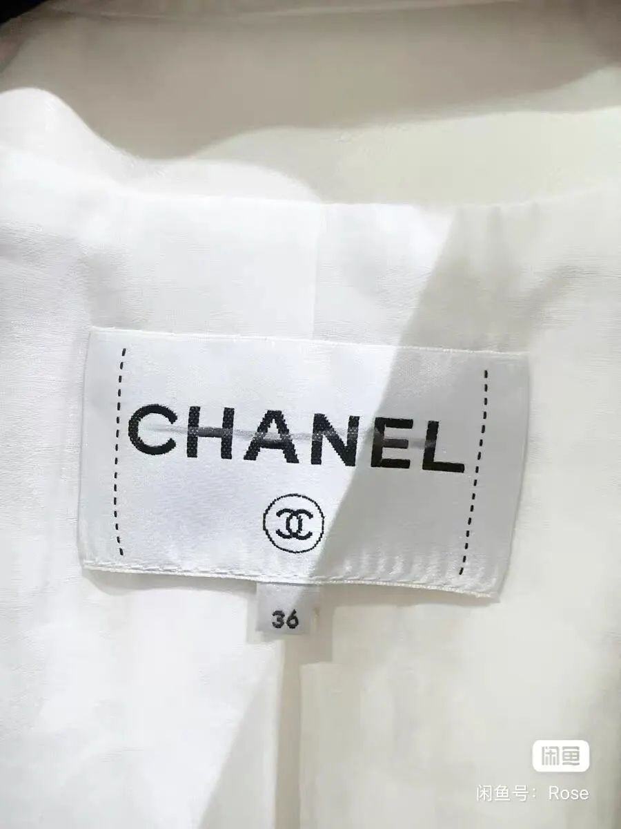 Chanel White Leather Jacket White Leather Very good - Inside View